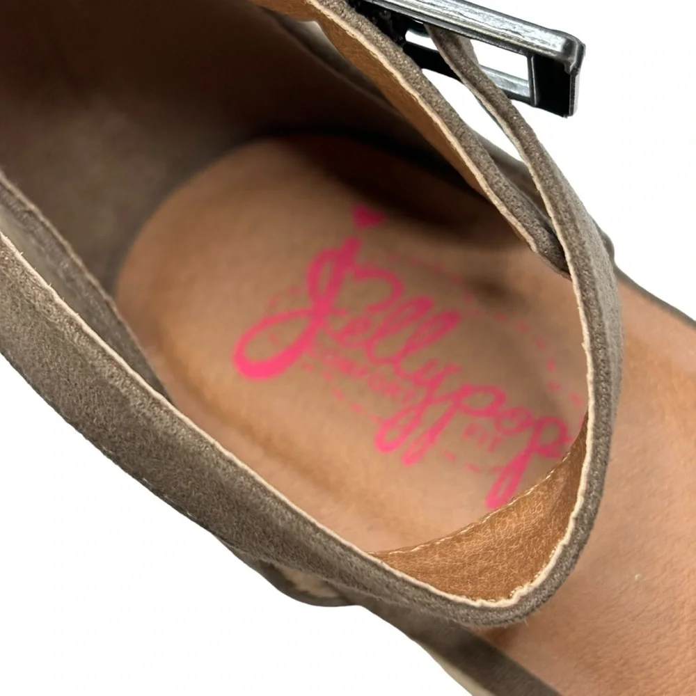 Comfort Fit Jellypop Beige Rafia 4”Wedge Heel Sandals Adjust Ankle Strap Sz. 8.5